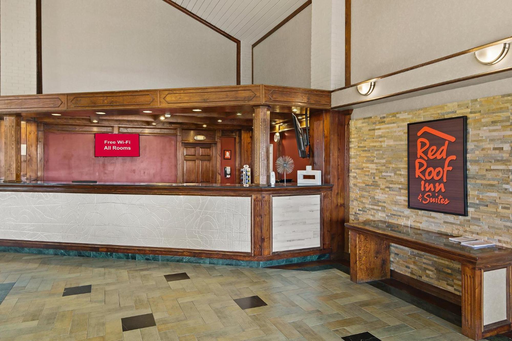 Red Roof Inn & Suites Irving - Dfw Airport South מראה חיצוני תמונה